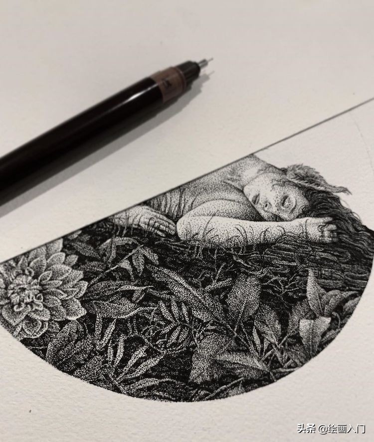 这些精美的黑白点绘插画，竟是纹身，如同复古的石版画一般美丽