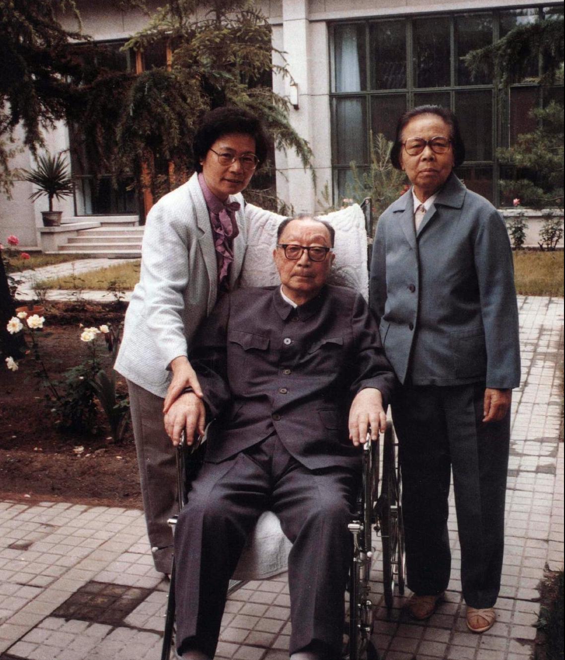 聂帅独生女聂力：饱经磨难，16岁才上小学，成世界第一位女中将