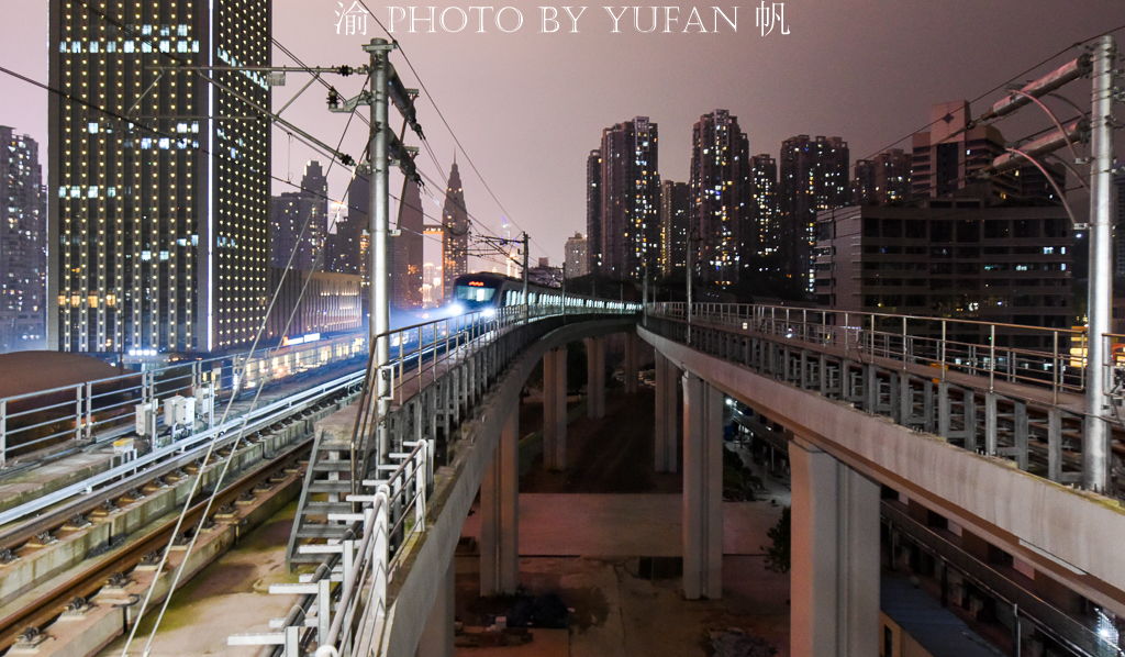 重庆3天2夜就这么玩打卡网红景点,重庆旅游必去的地方网红打卡