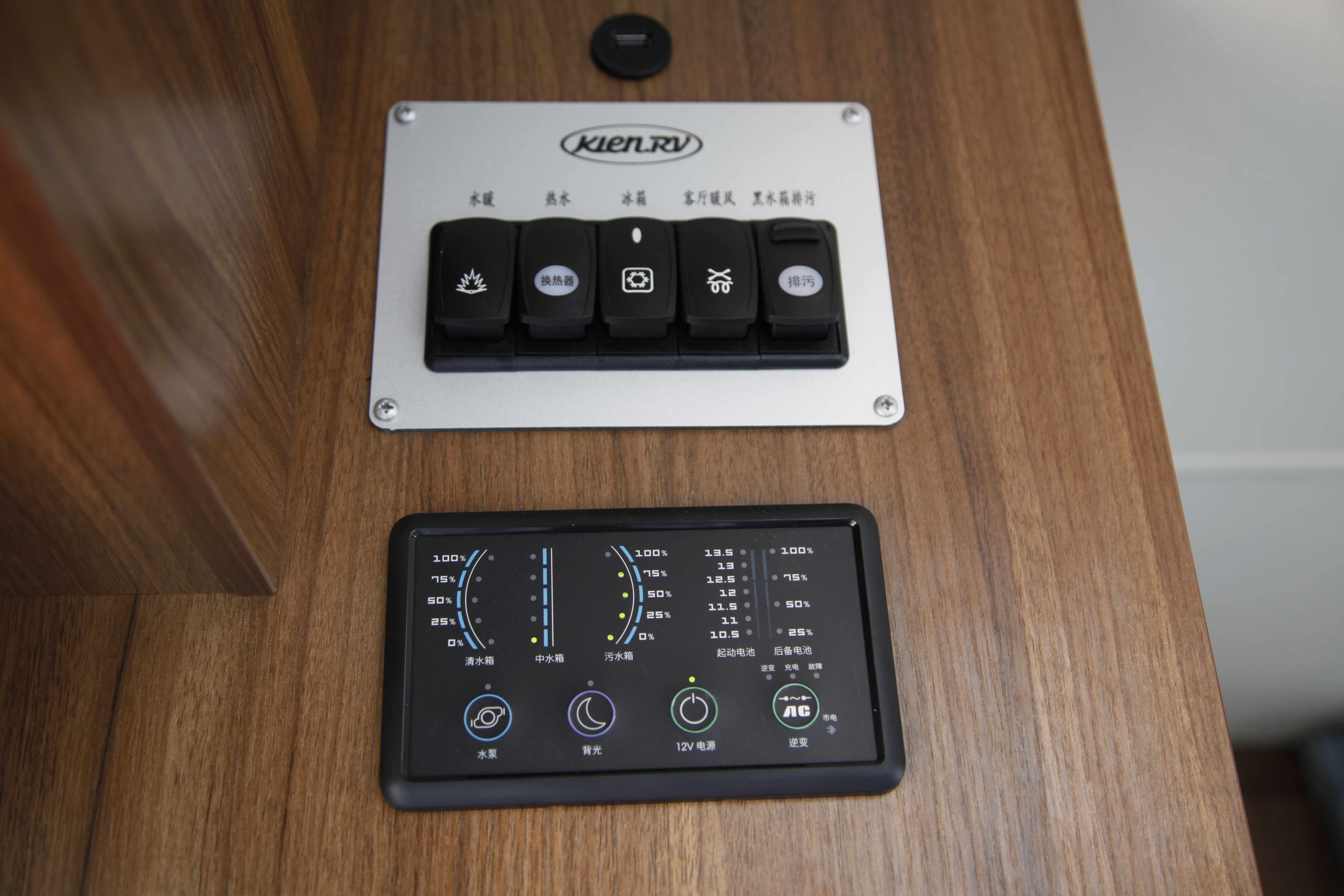 大顶C型限量发售，配置给力，舒适超大空间竟然还有子母床？