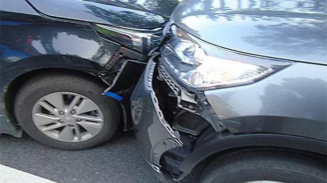 佛山玛莎拉蒂撞保时捷,玛莎拉蒂车主驾车撞人处罚