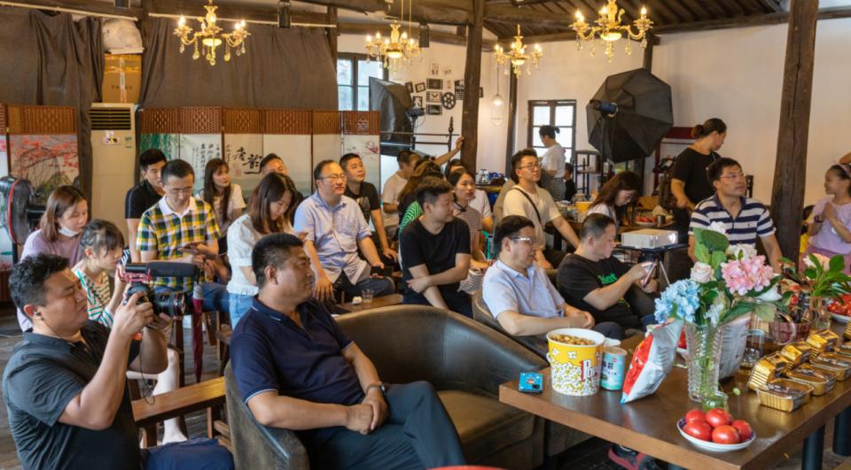 杭州即食香辣鲍鱼,开盖即食麻辣鲍鱼