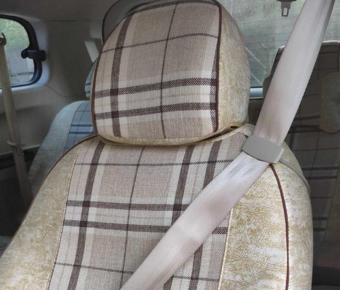 冷天空调暖风耗油吗,为什么冬天开空调暖风不往下面吹