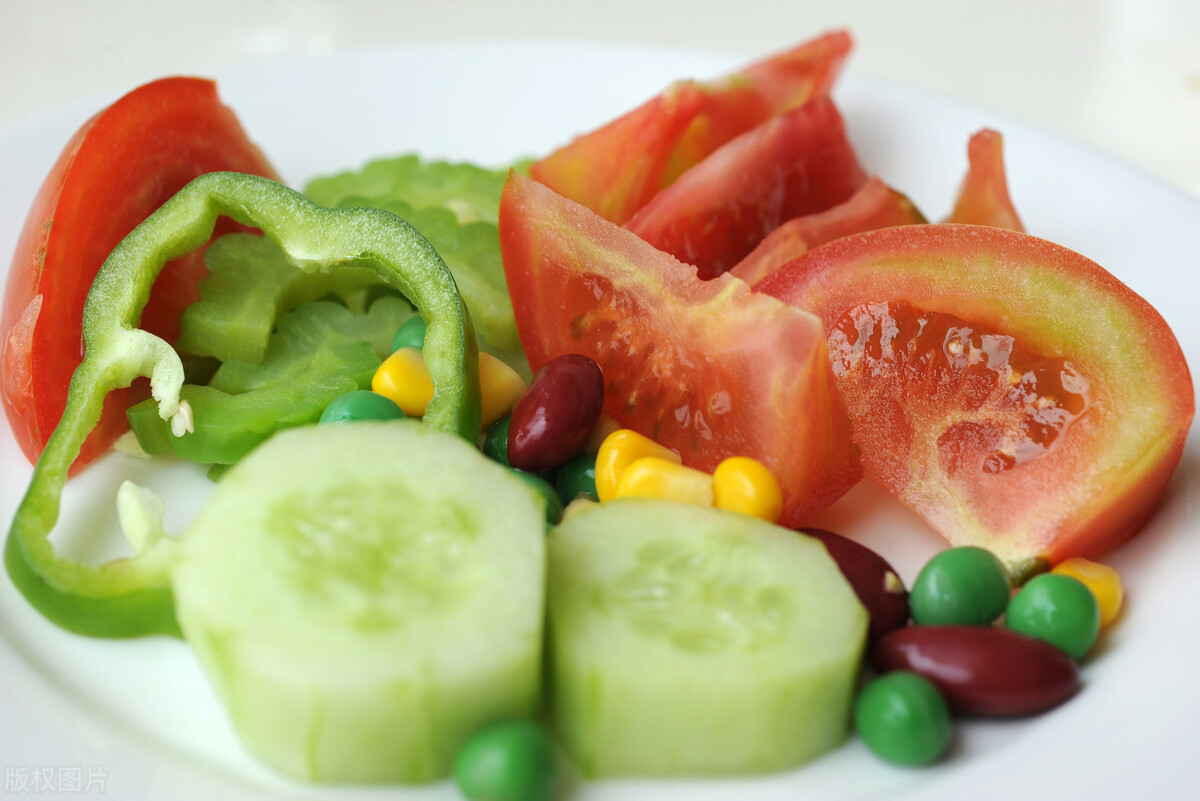 夏天都要吃的美食,夏天一定要吃的两种蔬菜