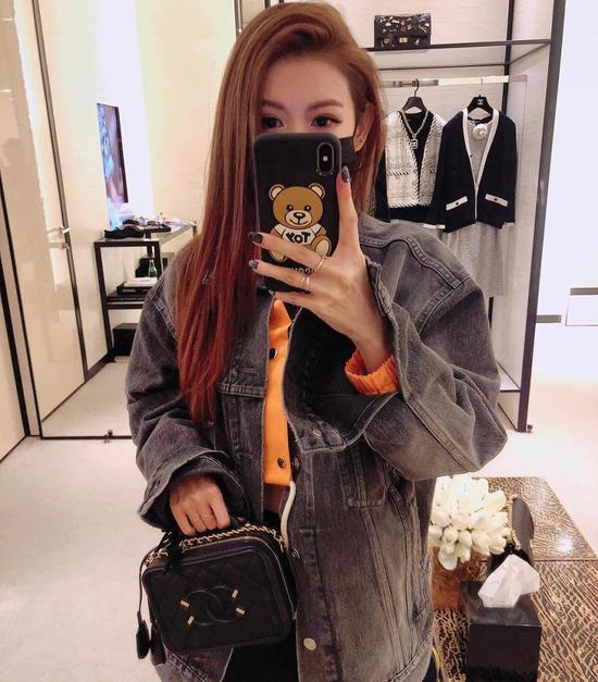 蝴蝶姐姐整容,蝴蝶姐姐整容原照