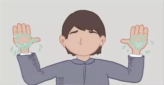 手心一直出手汗怎么回事,手掌出汗手心不停出水是什么现象