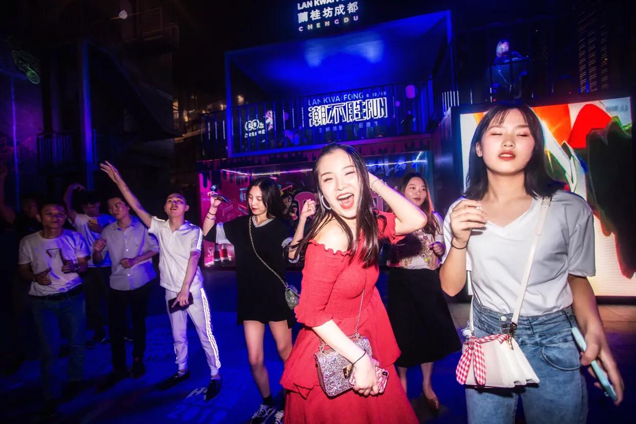 兰桂坊狂欢之夜,兰桂坊圣诞节狂欢季