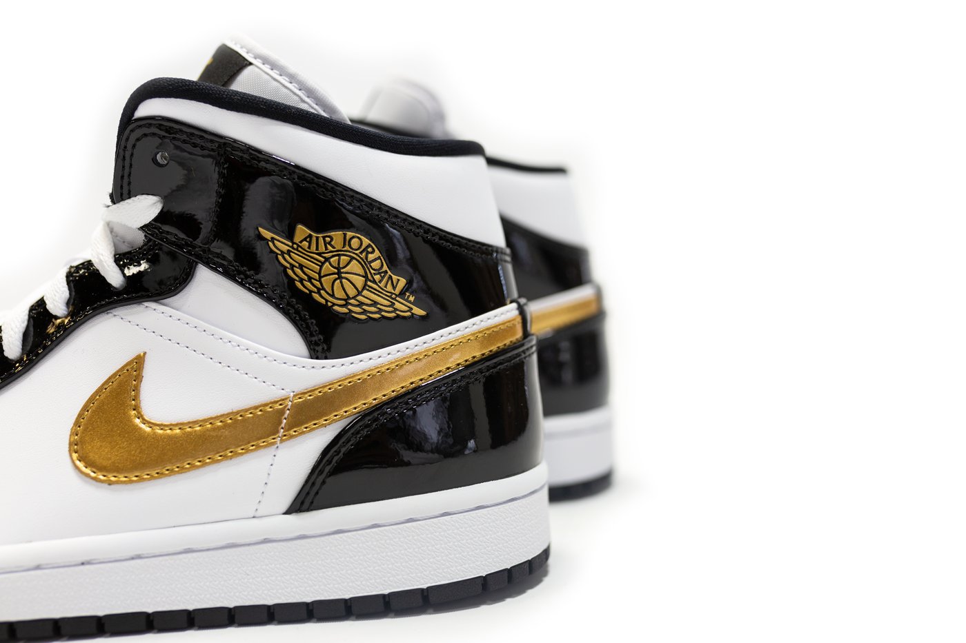 aj1mid为什么被嫌弃,从弟弟到大哥