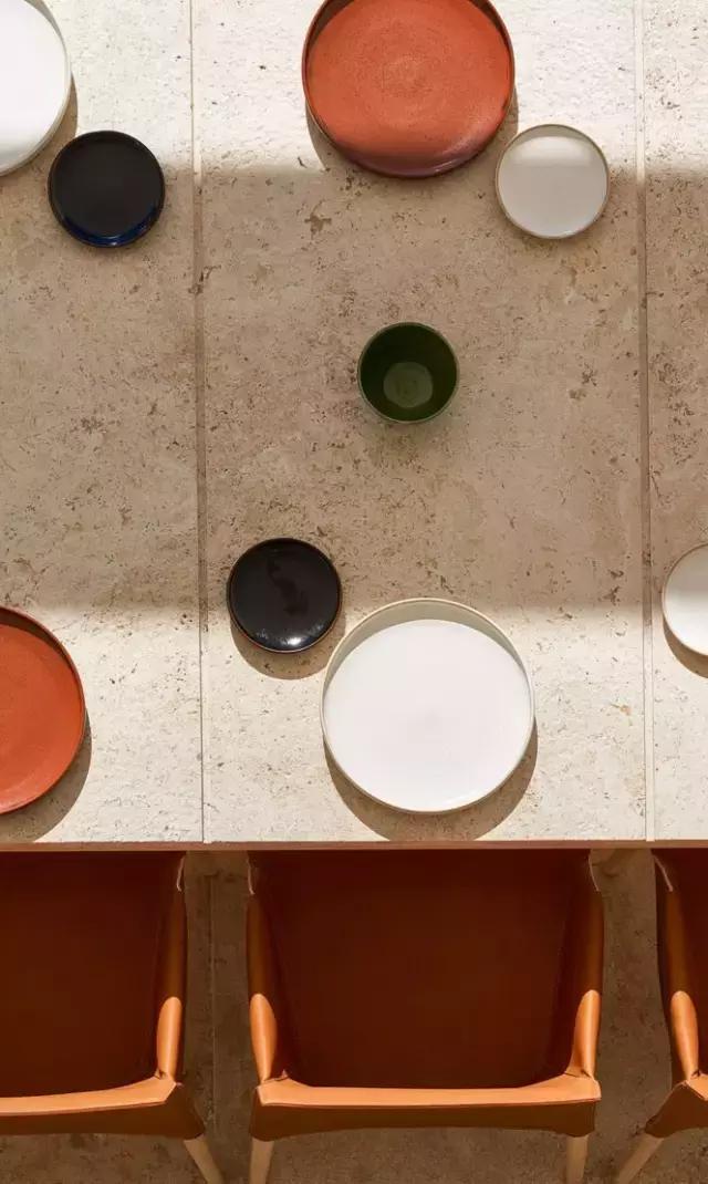 这家禁欲风的“情趣酒店”,开了灯后……嗨爆了