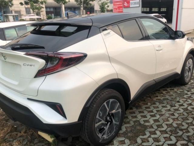 丰田chr双擎测评,丰田c-hr大家的评价