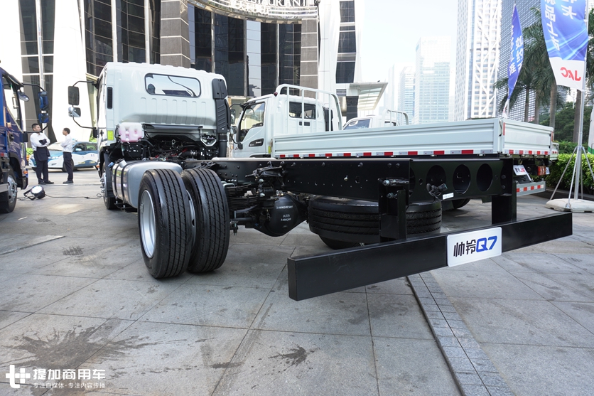 江淮帅铃q7有什么特点,驾驶室空间最大的轻卡