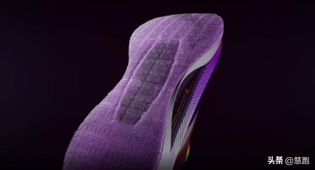 李宁超软高回弹跑鞋,李宁顶级缓震稳定跑鞋