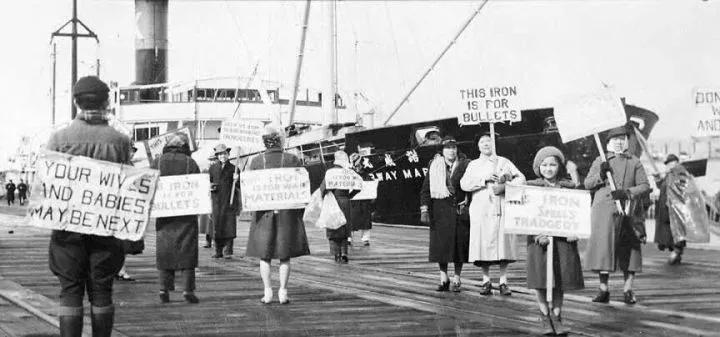 美国驻华使馆又献丑了，让我们对美国雇佣兵感恩？