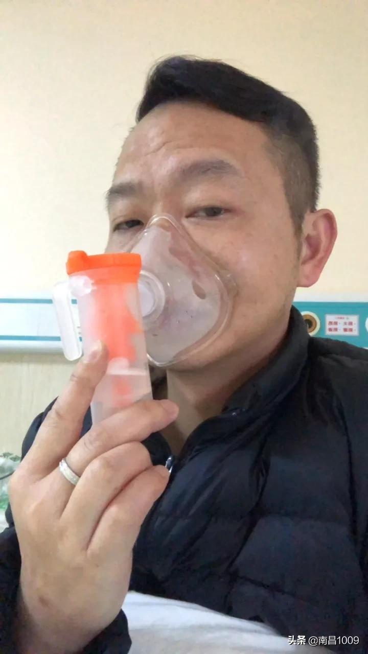 37岁前足球运动员新冠并发症去世,前足球运动员因新冠而死亡