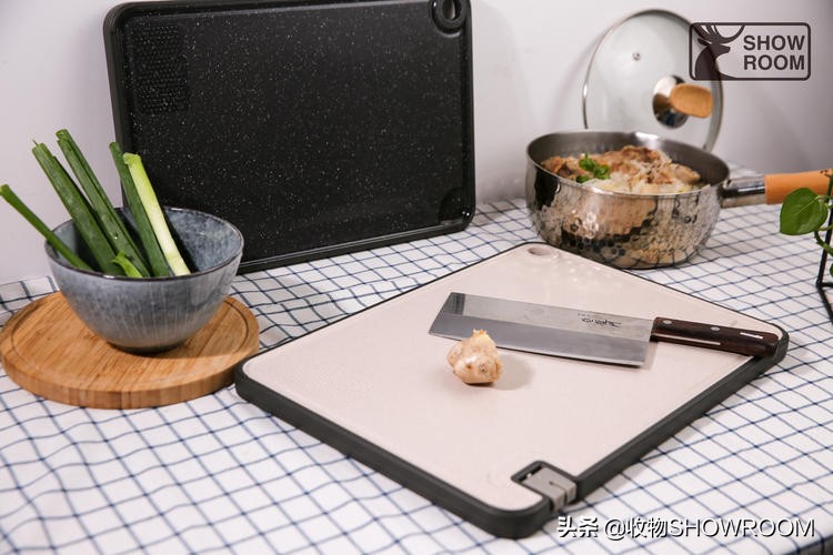 切菜板刚买回来要怎样做,刚买的切菜板需要做哪些