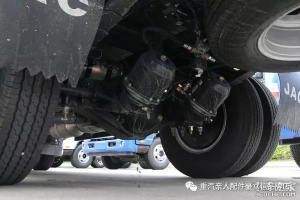 卡车漏气严重你可以忍，但因它造成的油耗高，你能忍吗？