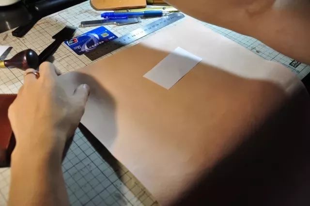 钱包夹包的制作,钱包制作教程真皮包边