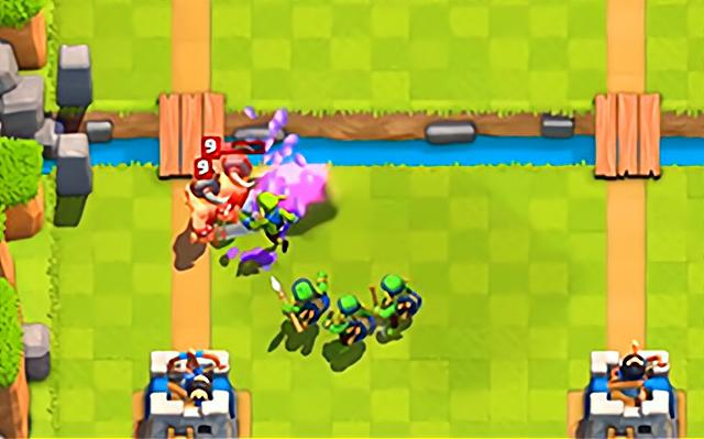 皇室战争6阶最强卡牌搭配最新版,皇室战争推不推荐觉醒的小骷髅