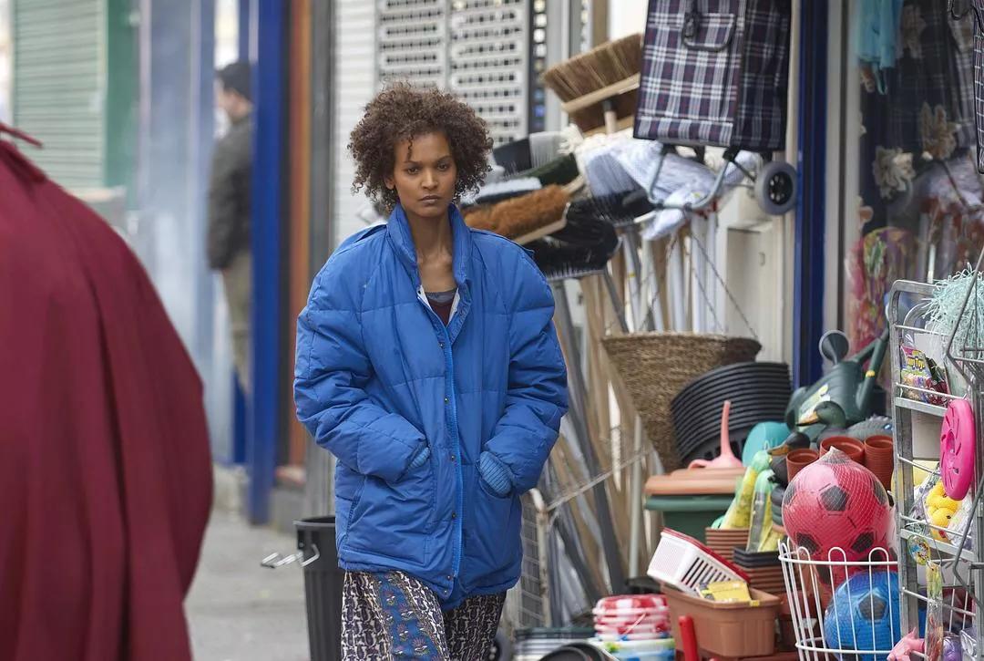 《沙漠之花》|陋习之下的女性命运