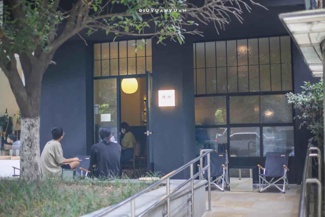 预测这里是下一个望平街，成都东大街背后的新晋红网街