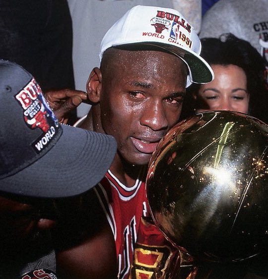 乔丹纪录片看哭詹姆斯,乔丹纪录片完整版观后感