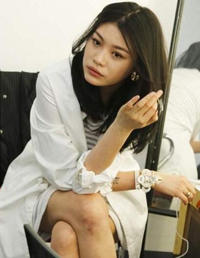 章子怡为什么非要嫁给三婚的汪峰,章子怡为何嫁给情史多的汪峰