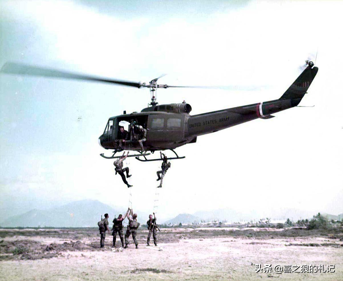 美欧国家直升机在特殊环境的人员进入与撤离系统详解