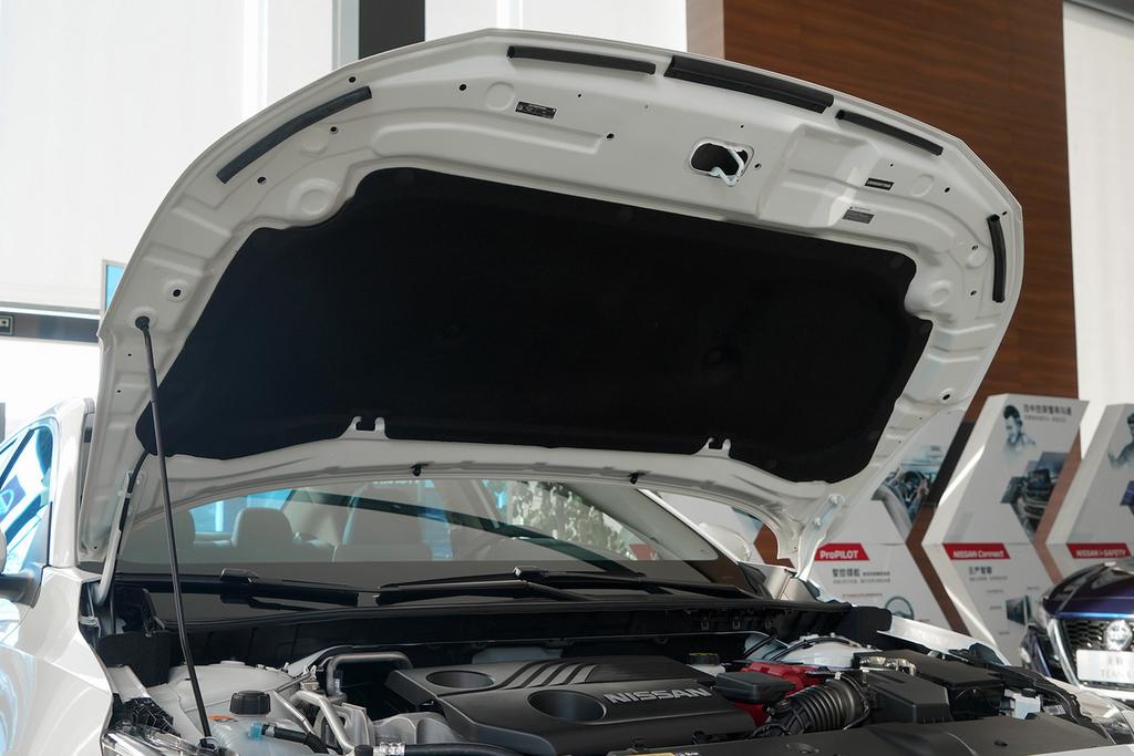 日产轩逸2010款卖了大概多少钱,2013年的日产轩逸能卖多少钱一台