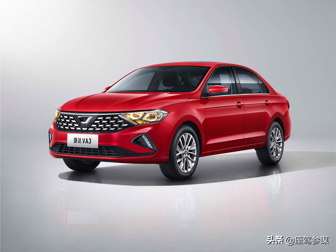 别克凯越和国产车哪个费油,别克凯越现在卖多少钱