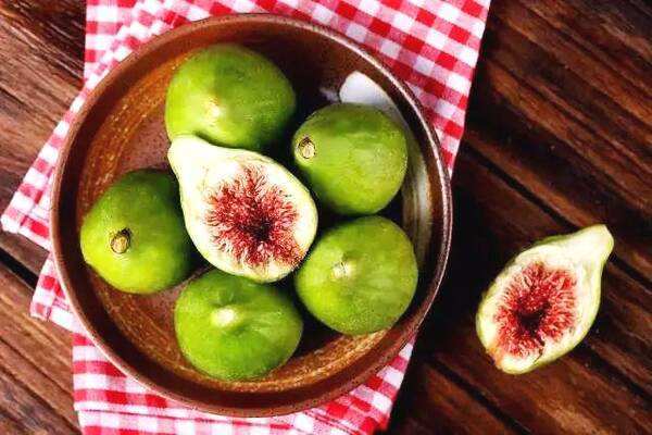 无花果几年进入丰产期,无花果提早成熟