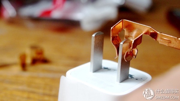 罗格朗开关插座内部结构如何组装,施耐德罗格朗西蒙哪个性价比高