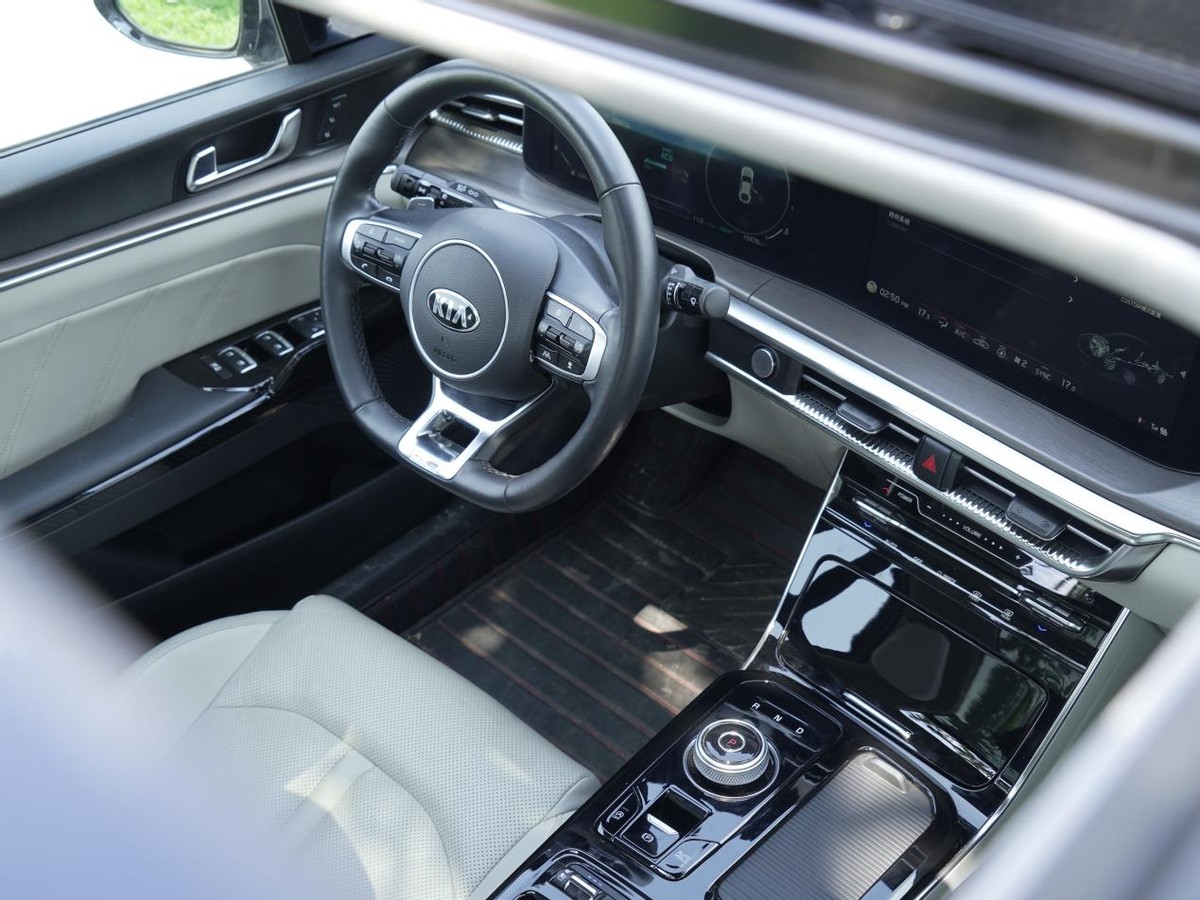 新款起亚k5凯酷安全性怎么样,起亚k52014款2.0latluxury