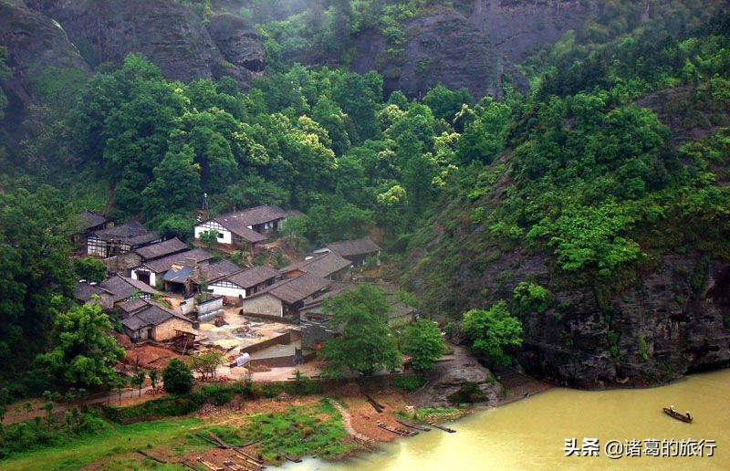 江西龙虎山升棺与升官发财的秘密！这9大特色景点，你去了几个？