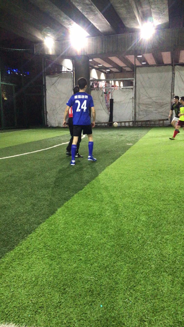 关于足球团队精神的理解,足球队技战术训练