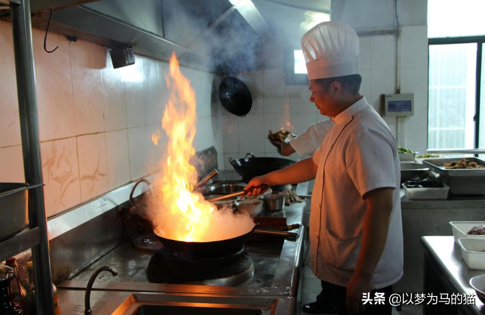 高中毕业没考上大学学什么手艺,男生不上学了学什么手艺有前途