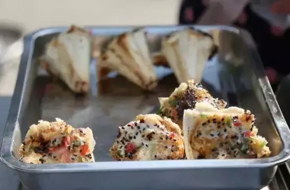 泰州人说的油墩子,泰州臭干油墩子