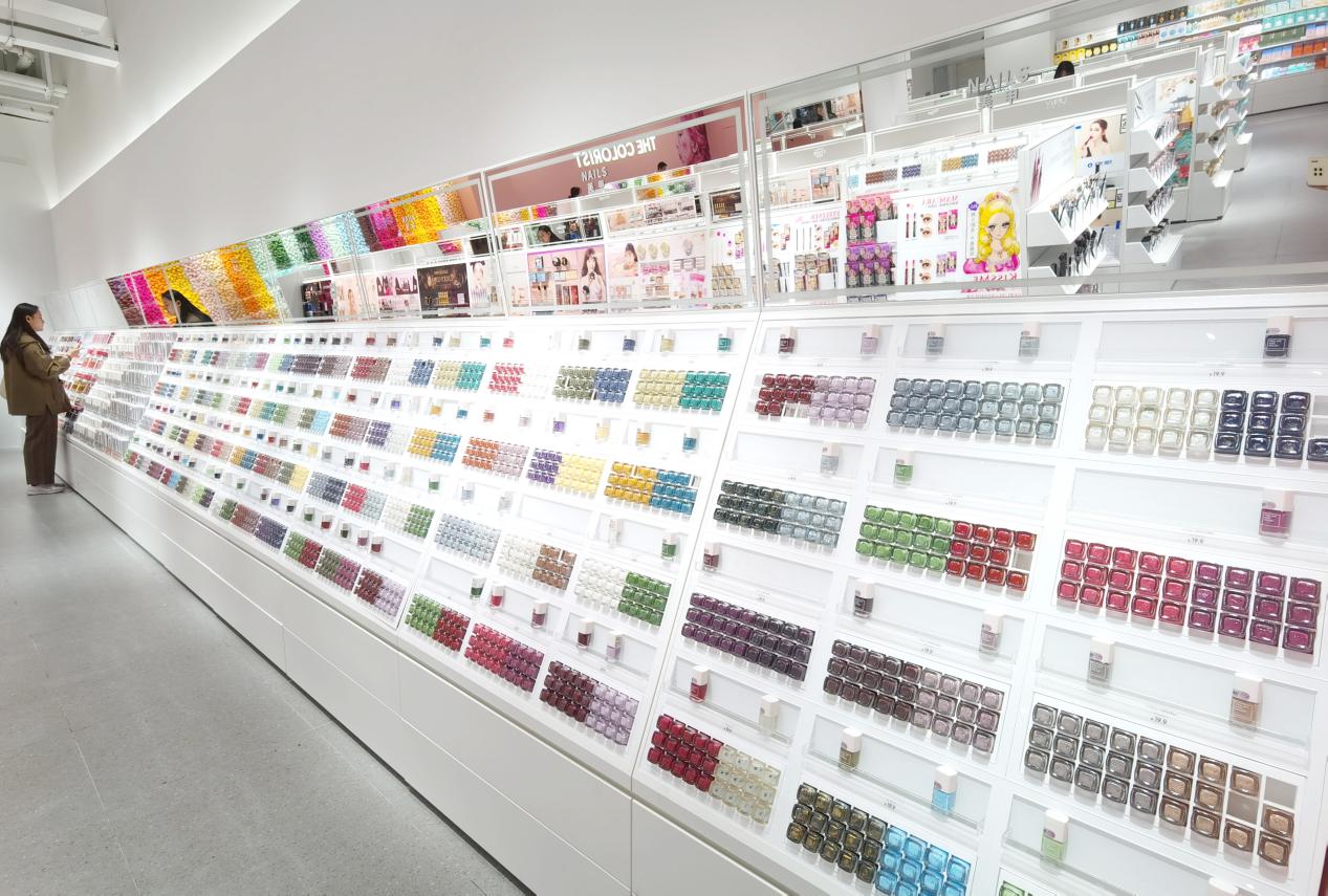 合肥经开区首家THECOLORIST调色师开业强势登陆正大广场