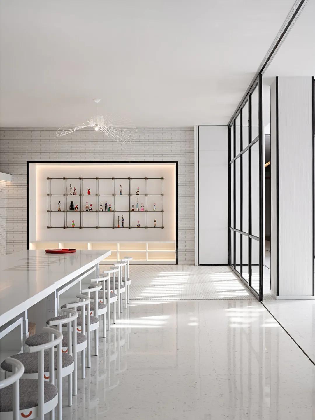 英皇艺术培训学院,英皇艺术培训学校