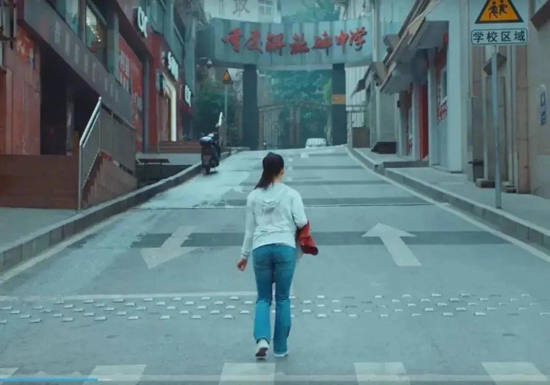 风犬少年都上的什么大学,风犬少年的天空学校在重庆哪里