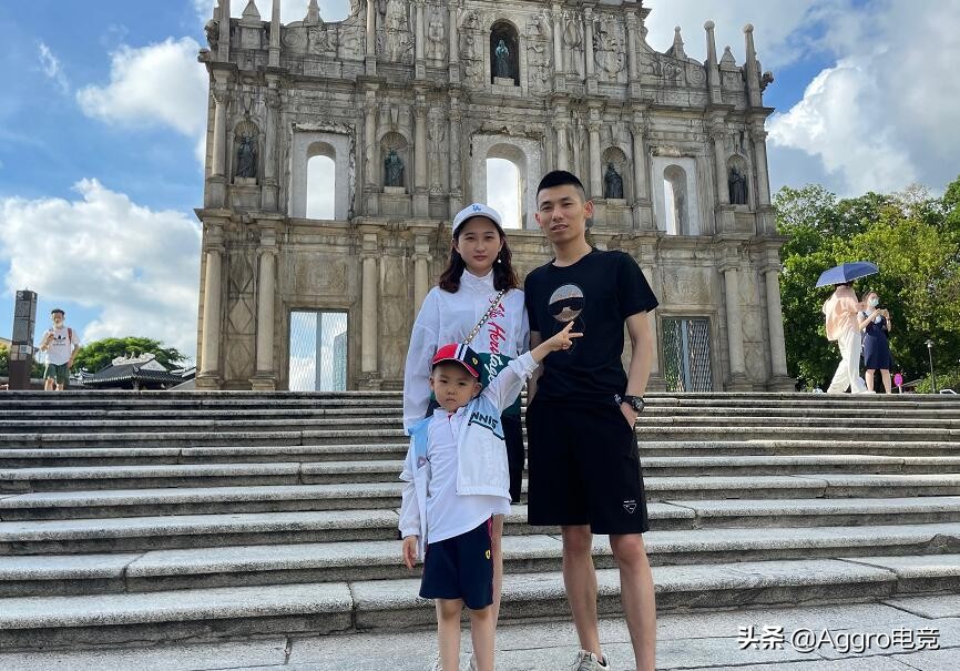 旭旭宝宝离退游最近的一天,旭旭宝宝退游后dnf状况