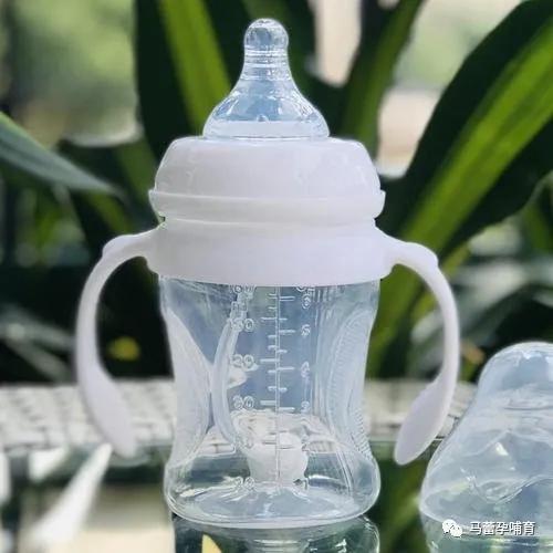 混合喂养突然拒绝奶瓶怎么回事,4个月宝宝拒绝奶瓶怎么办