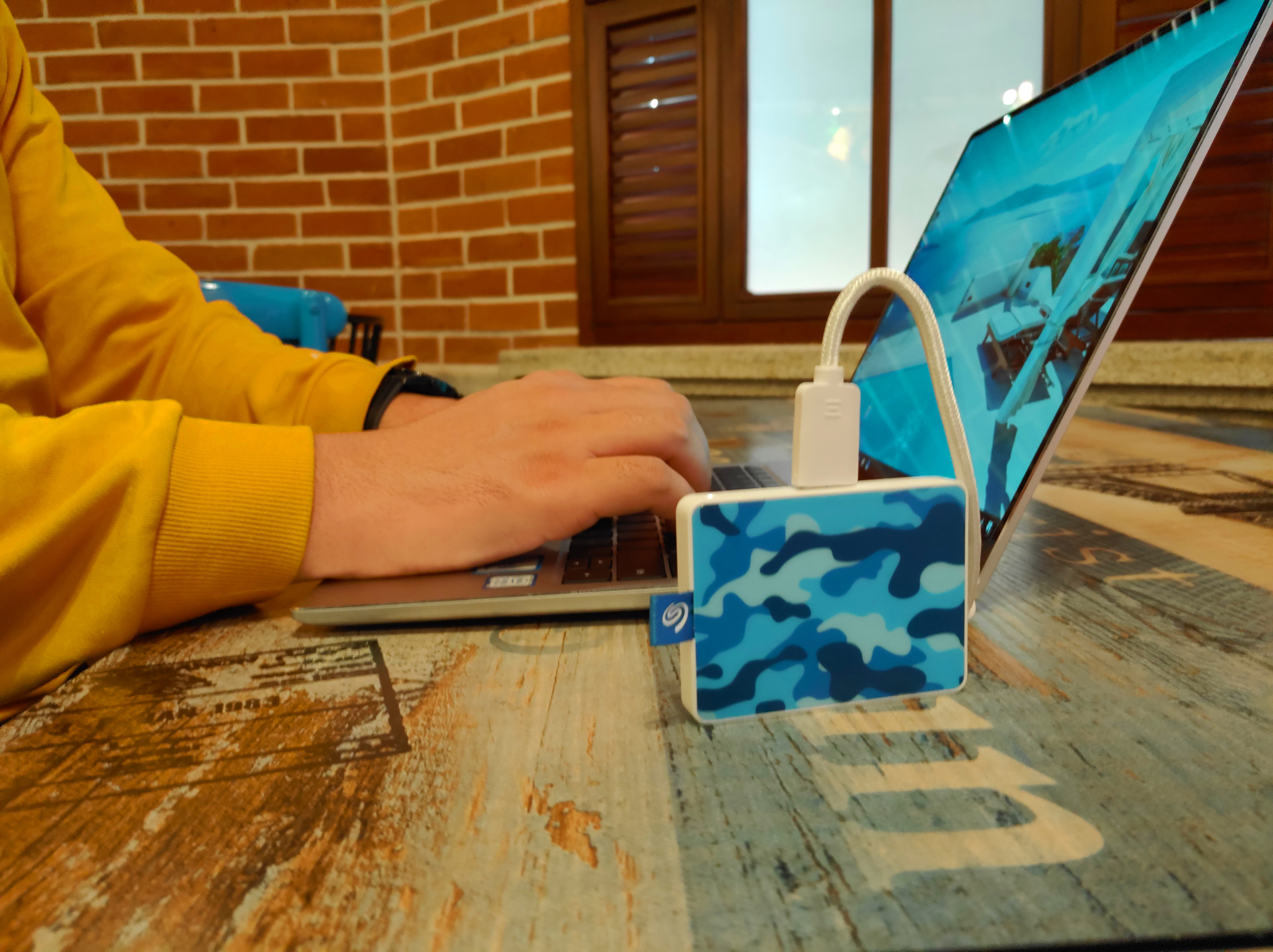 希捷移动硬盘2017新品,希捷简系列移动硬盘评测