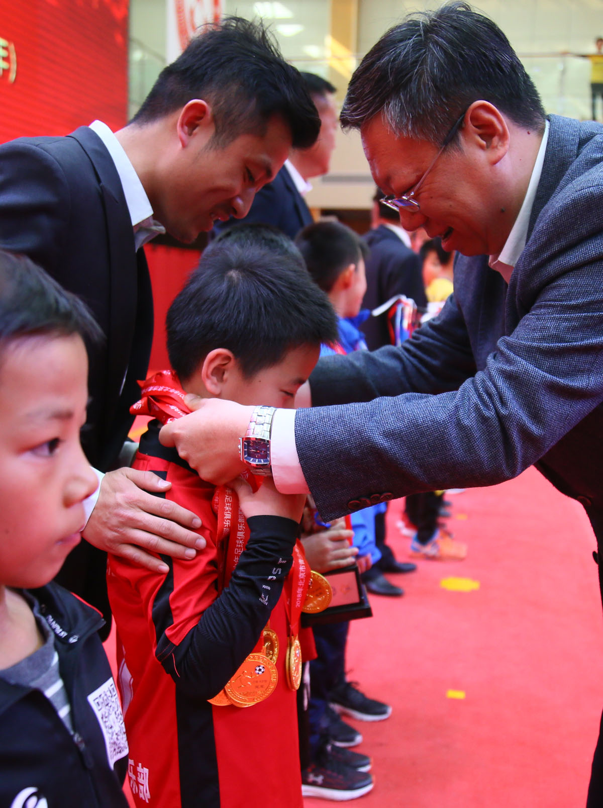 全国青少年校园足球发展报告,推进青少年足球体系建设