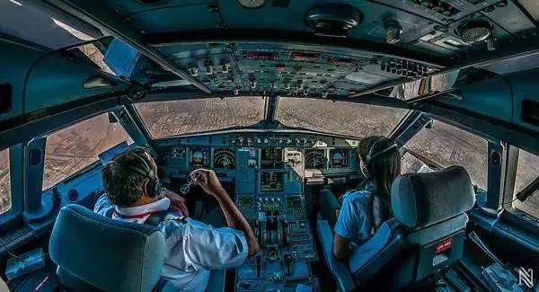 737-800客机飞控系统,一文读懂智能驾驶核心激光雷达