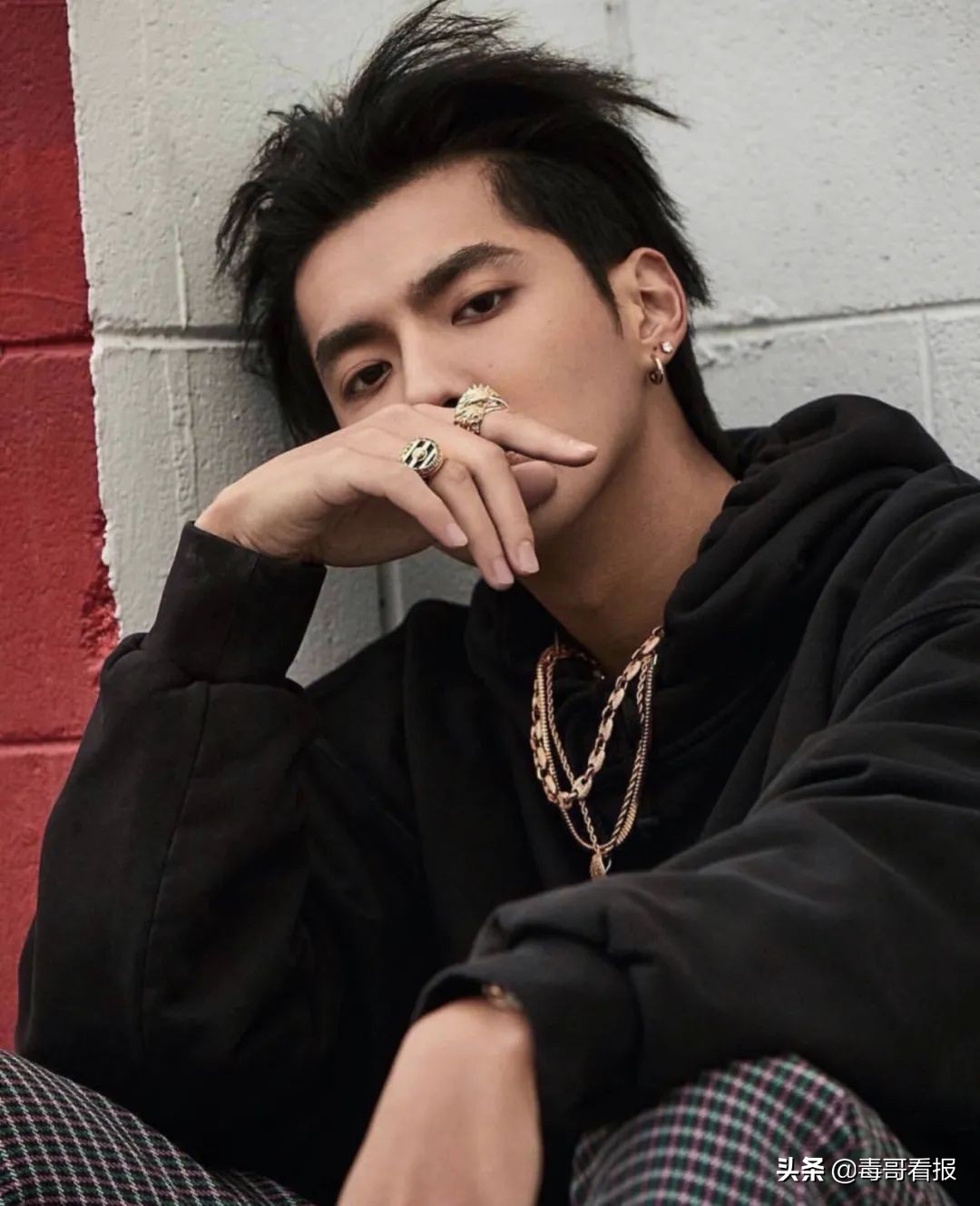 搞定这3类首饰，让你的穿搭脱颖而出