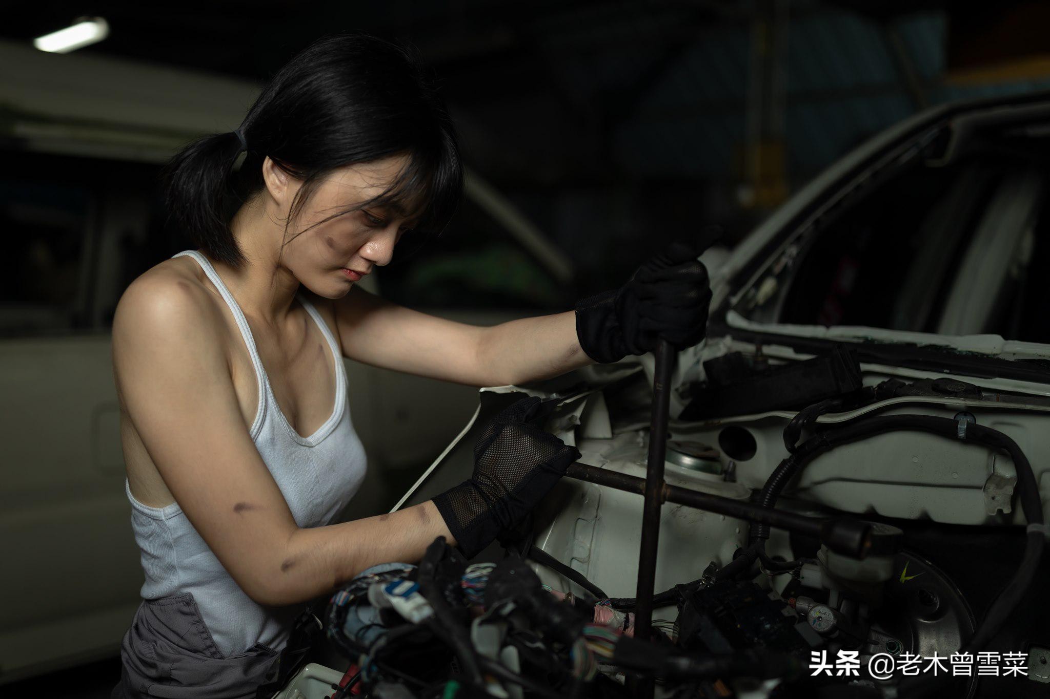 618纯电汽车囤什么车品？特斯拉车主种草物分享