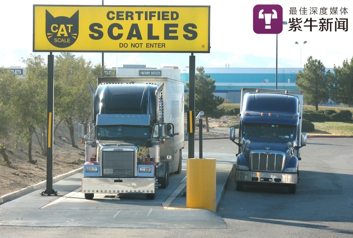 美国卡车排气管为何又长又向上？当地农民：保命