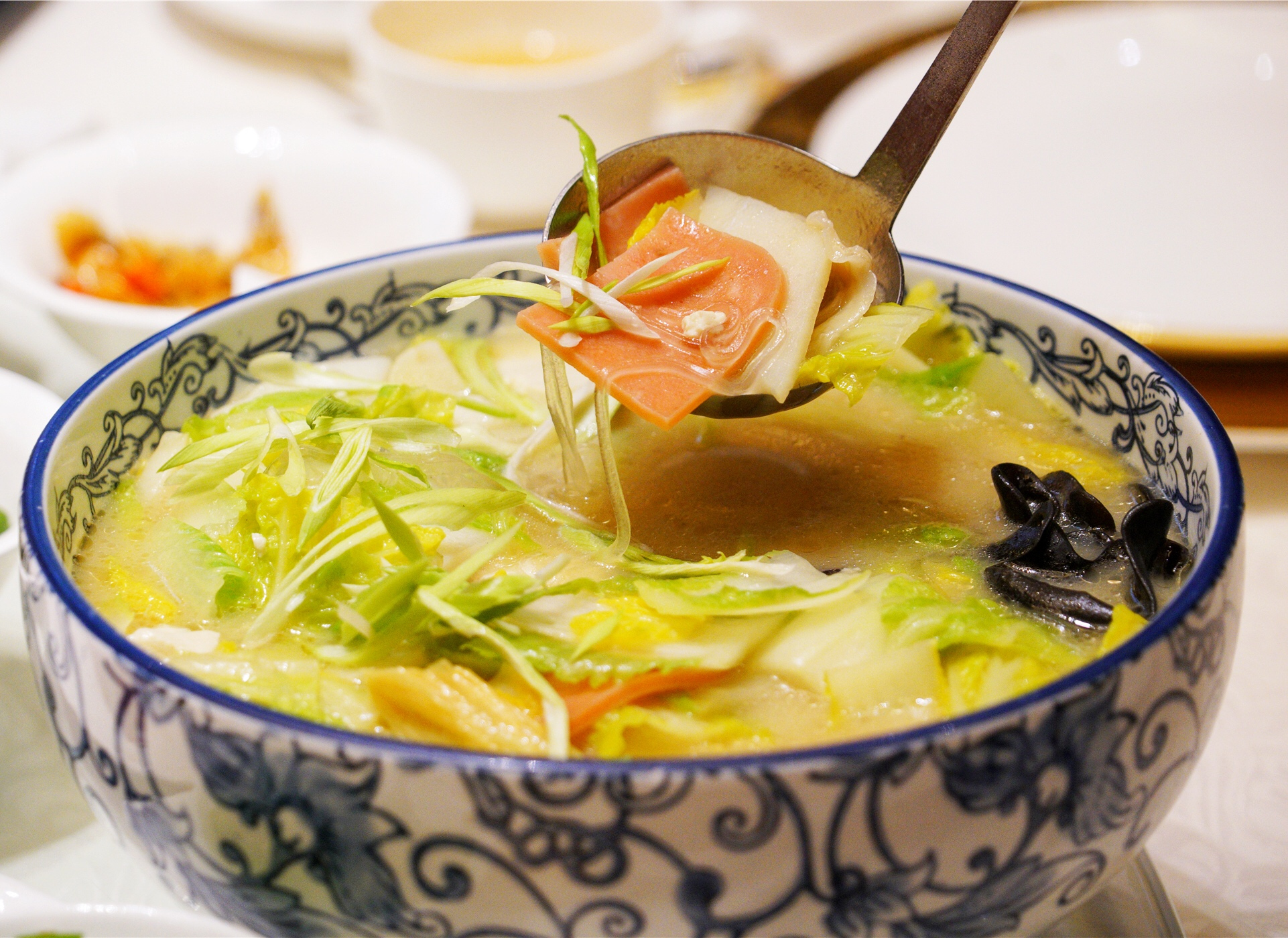 大螃蟹海鲜自助餐推荐,三家平价海鲜自助推荐