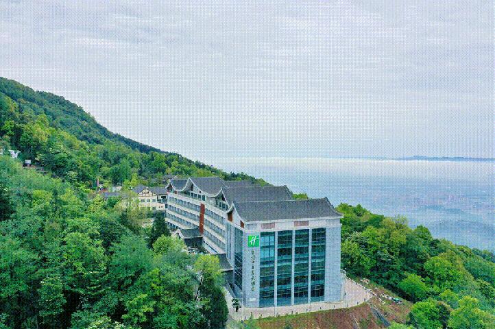 又见蒙顶云海，蒙顶山皇茶大酒店“观海”视野刚刚好！