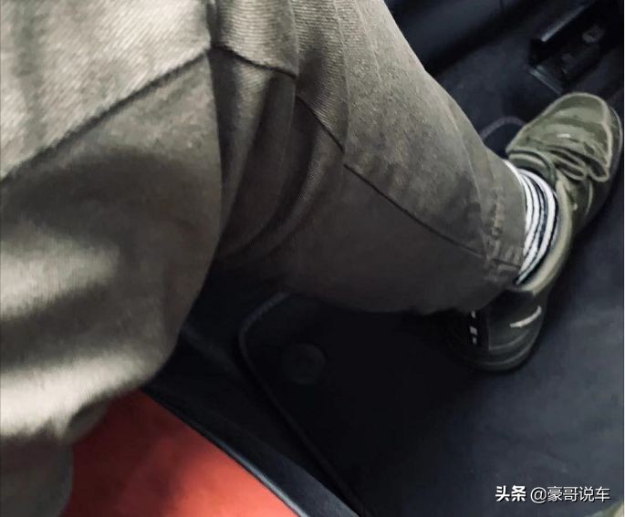 降了10万的六缸奥迪a6l值不值得买,2020款奥迪a6l直降7万